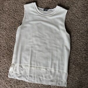 Vince Cream Sleeveless Blouse Textured Exterior Silk Interior